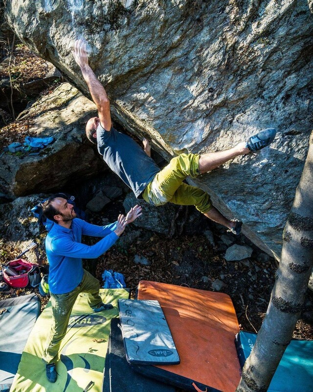 Do you know how to spot correctly? 

Spotting requires real skill. The gestures are complex, and they require real concentration. Unfortunately, the technicality of spotting is often underestimated. 

Here are two little tips from Ben Semiond (@tlcprod):

First, always look at the climber's butt and position your hands at this height. This is the most effective way to stop a fall. 

The second tip is to keep your thumbs stick to the rest of your hand to avoid having them turned over in case of a violent fall. 

Of course, there are many more elements to consider, but these two points are often forgotten, and a little preventive reminder never hurts 😉 

If you also have tips and tricks to share, don't hesitate to write them in comments. 

#wearebeal 

📷 @ju_nadiras