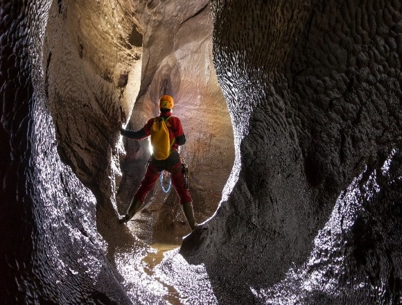 A rope  designed for caving and spelunking