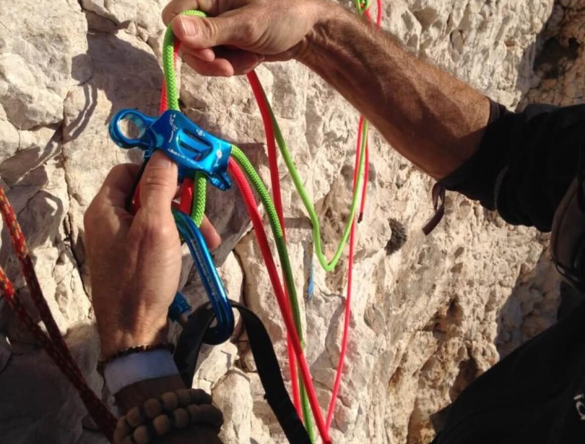 Quickdraws and belay systems for outdoor climbing
